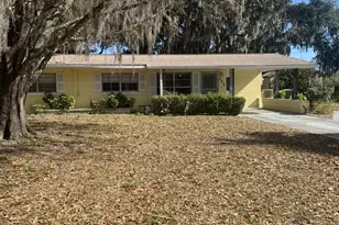 522 Scenic, Leesburg, FL 34748 - Photo 1