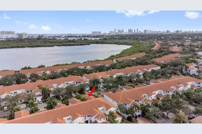 1554 Yellowheart Way #1554, Hollywood, FL 33019 - Photo 1