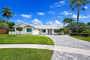 9800 NW 10th Ct, Plantation, FL 33322 - Photo 1