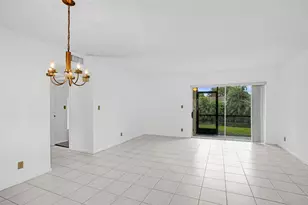 715 Gardens Dr, Pompano Beach, FL 33069 - Photo 1