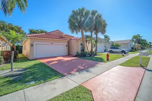 10804 Madison Dr, Boynton Beach, FL 33437 - Photo 1