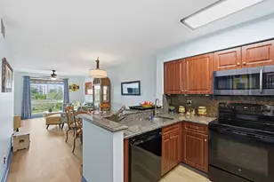 2108 S Cypress Bend Dr, Pompano Beach, FL 33069 - Photo 1