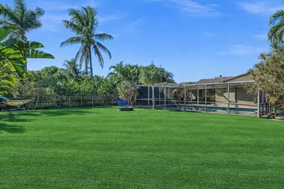 895 NW 87th Avenue, Coral Springs, FL 33071 - Photo 1