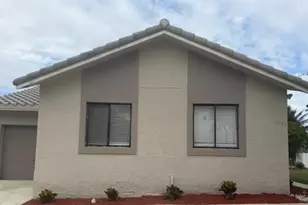 5865 Strawberry Lakes Cir, Lake Worth, FL 33463 - Photo 1