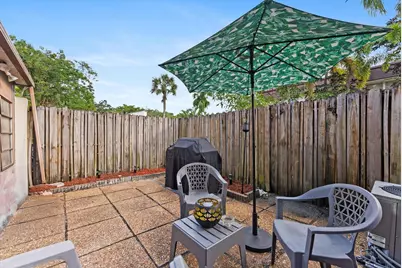 3320 Simms Street #11C, Hollywood, FL 33021 - Photo 1