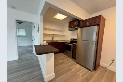 820 NE 17th Avenue #5, Fort Lauderdale, FL 33304 - Photo 1