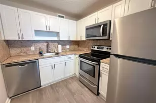 13550 SW 6th Ct, Pembroke Pines, FL 33027 - Photo 1