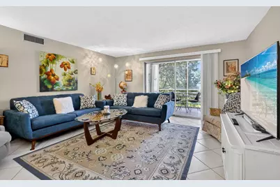 330 NE 26th Avenue #318, Boynton Beach, FL 33435 - Photo 1