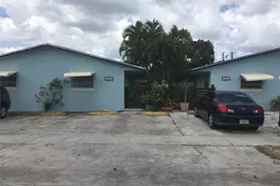 2220 N 19th Ave, Hollywood, FL 33020 - Photo 1