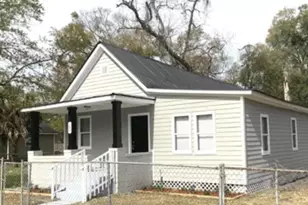 1607 Logan St, Jacksonville, FL 32210 - Photo 1