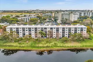 2236 N Cypress Bend Dr, Pompano Beach, FL 33069 - Photo 1