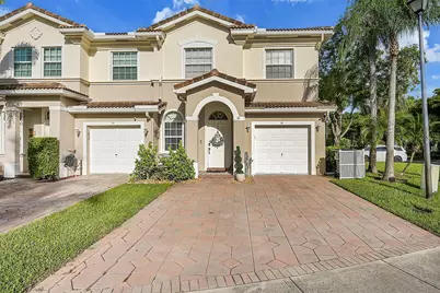 81 Legacy Court, Delray Beach, FL 33445 - Photo 1
