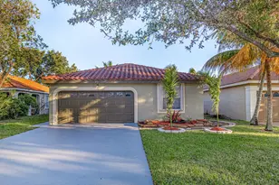 711 NW 182nd Way, Pembroke Pines, FL 33029 - Photo 1