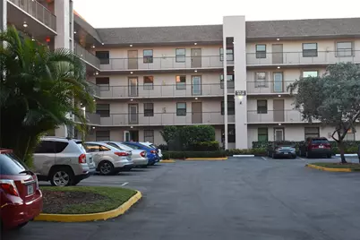 10120 Sunrise Lakes Boulevard #405, Sunrise, FL 33322 - Photo 1