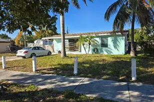 281 NE 45th St, Deerfield Beach, FL 33064 - Photo 1