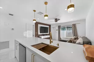 883 NE 33rd St, Oakland Park, FL 33334 - Photo 1