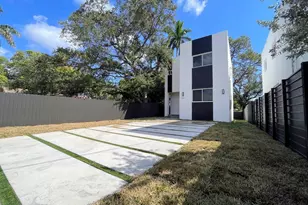 536 NW 13th Ave, Fort Lauderdale, FL 33311 - Photo 1