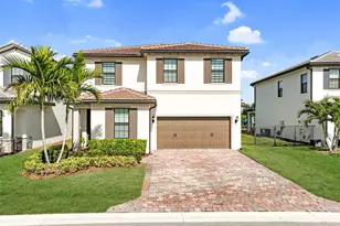 8641 Patron Ln, Lake Worth, FL 33467 - Photo 1