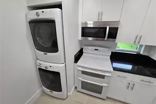 8886 SW 3rd St, Pembroke Pines, FL 33025 - Photo 1