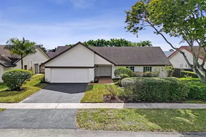 10220 NW 25th Street, Pembroke Pines, FL 33026 - Photo 1