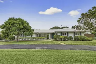 171 Golfview Dr, Jupiter, FL 33469 - Photo 1