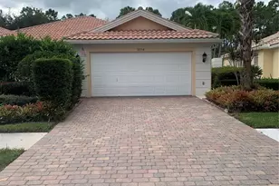 9214 SE Hawks Nest Ct, Hobe Sound, FL 33455 - Photo 1
