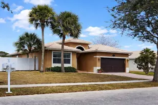 16231 SW 10th St, Pembroke Pines, FL 33027 - Photo 1
