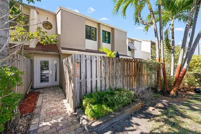340 City View Drive, Fort Lauderdale, FL 33311 - Photo 1