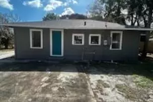 516 S 11th St, Fort Pierce, FL 34950 - Photo 1