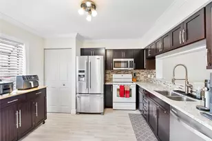 9149 SW 21st Ct, Boca Raton, FL 33428 - Photo 1