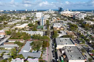801 SE 16th Ct, Fort Lauderdale, FL 33316 - Photo 1