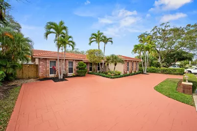 3400 N 47th Avenue, Hollywood, FL 33021 - Photo 1