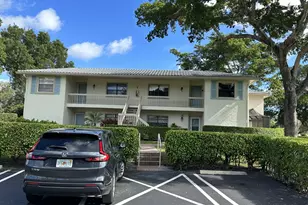 5 Westgate Ln, Boynton Beach, FL 33436 - Photo 1