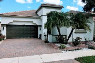 1902 Via Castello, Wellington, FL 33411 - Photo 1