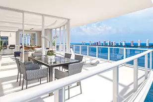 220 Lake Shore Dr, Lake Park, FL 33403 - Photo 1