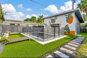 1310 Worthington St, West Palm Beach, FL 33401 - Photo 1