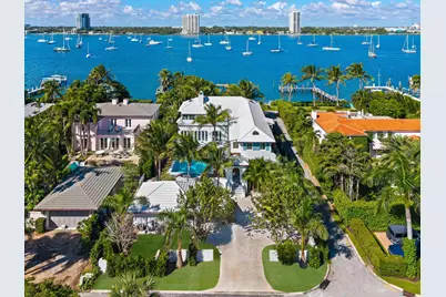 1246 N Lake Way, Palm Beach, FL 33480 - Photo 1