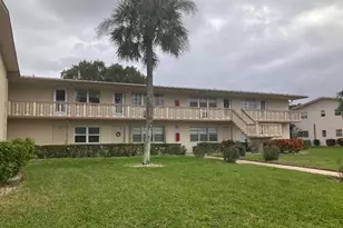 185 Norwich H, West Palm Beach, FL 33417 - Photo 1