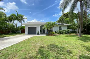 109 SE 31st Ave, Boynton Beach, FL 33435 - Photo 1