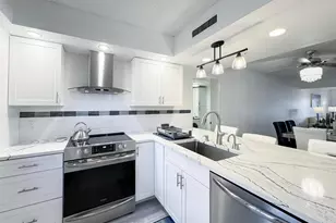 1001 Seafarer Cir, Jupiter, FL 33477 - Photo 1