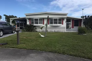 18 Madrid Ln, Port Saint Lucie, FL 34952 - Photo 1