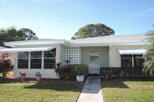 211 Manatee Ln, Fort Pierce, FL 34982 - Photo 1