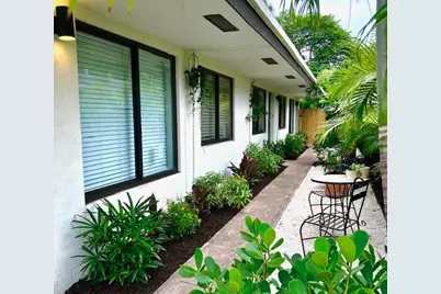 754 NE 40th Street, Oakland Park, FL 33334 - Photo 1