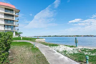 7020 Half Moon Cir, Hypoluxo, FL 33462 - Photo 1