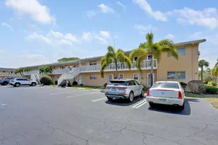 2223 NE 1st Ct, Boynton Beach, FL 33435 - Photo 1