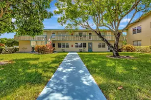 110 Dorchester E, West Palm Beach, FL 33417 - Photo 1