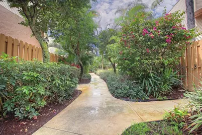 616 Executive Center Drive #102, West Palm Beach, FL 33401 - Photo 1