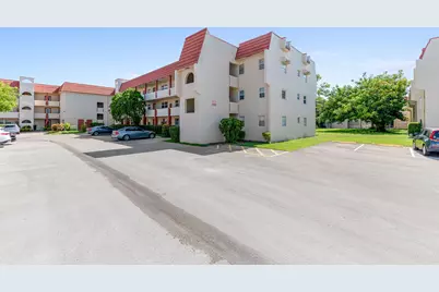 8000 Sunrise Lakes Drive E #112, Sunrise, FL 33322 - Photo 1