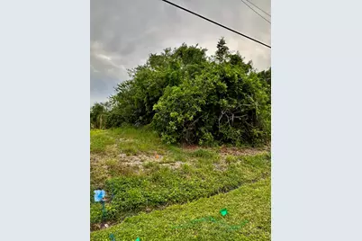 181 SE Whitmore Drive, Port Saint Lucie, FL 34984 - Photo 1