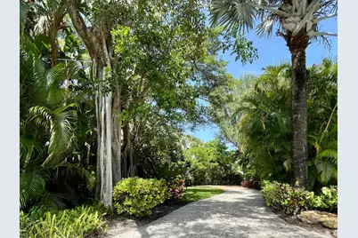 216 SE Atlantic Drive, Lantana, FL 33462 - Photo 1